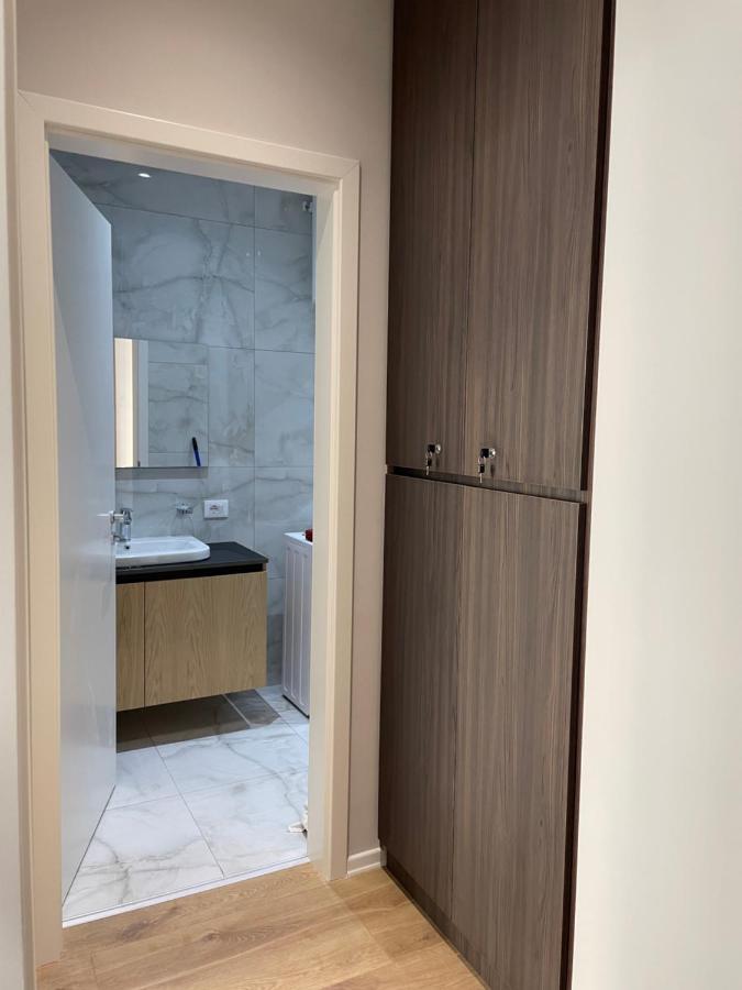 New Brilant Apartment Tirana Kültér fotó