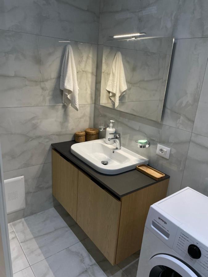 New Brilant Apartment Tirana Kültér fotó